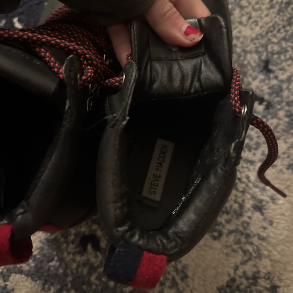 Steve Madden Boots - Picture 3 of 6